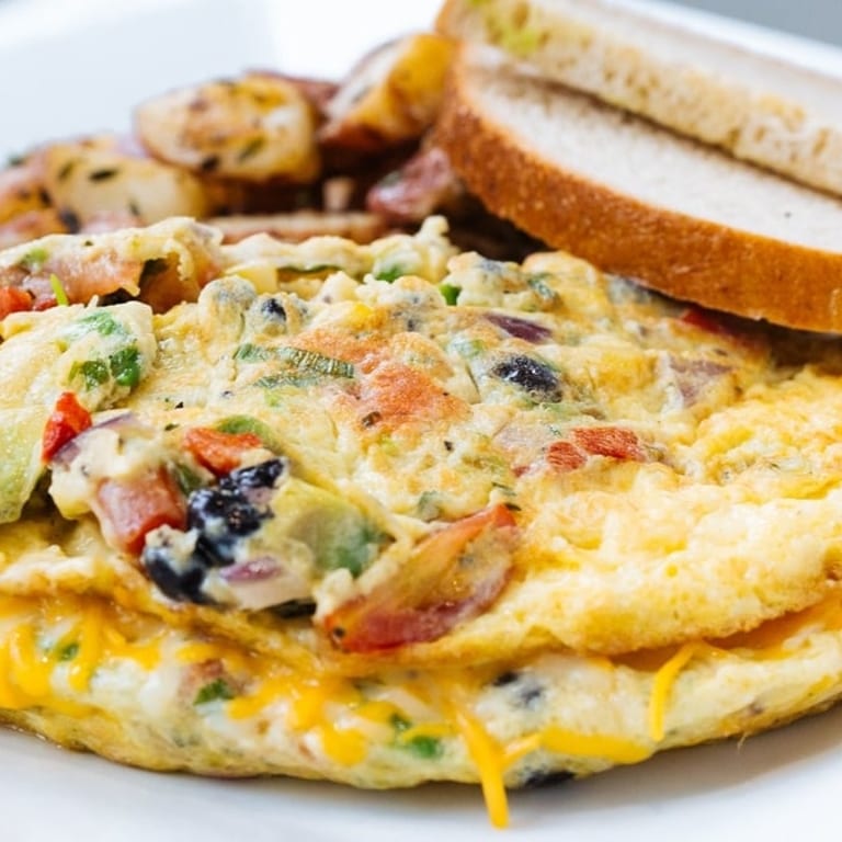 Delicious Omelet Options for Breakfast and Brunch