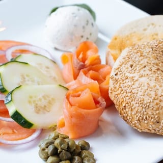 Deluxe Bagel